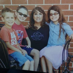 Meet your Posher, Holly